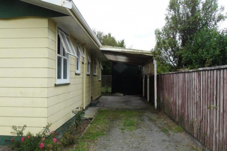 Photo of property in 9 Hardie Grove, Featherston, 5710