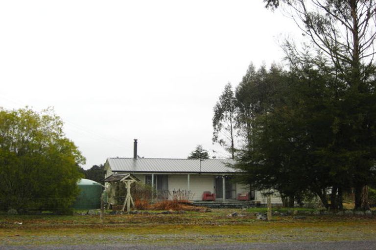 Photo of property in 2020 Arnold Valley Road, Moana, 7872