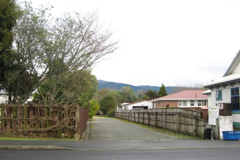 Photo of property in 149 Commercial Street, Takaka, 7110