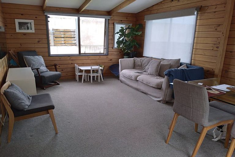 Photo of property in 1/34 Barnhill Crescent, Pahurehure, Papakura, 2113