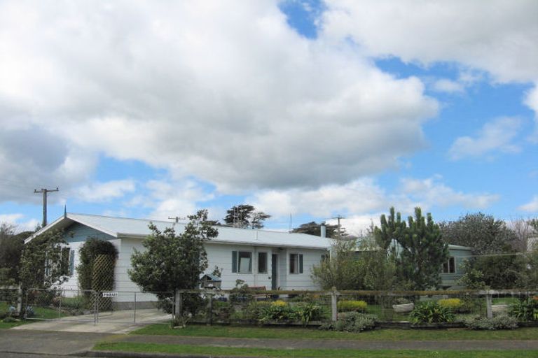 Photo of property in 1 Strathmore Avenue, Levin, 5510