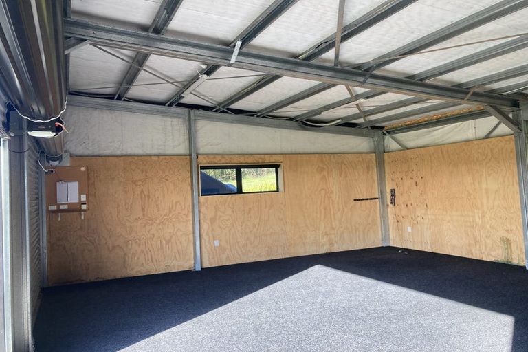 Photo of property in 239 Clarks Beach Road, Clarks Beach, Pukekohe, 2679