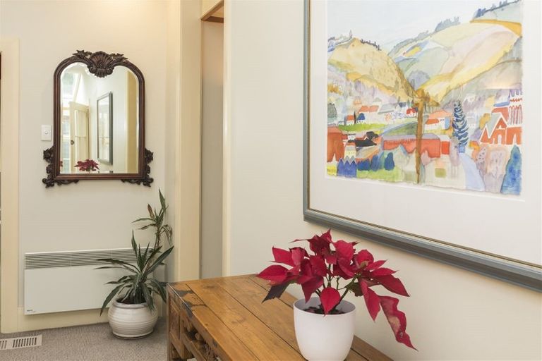 Photo of property in 83 Normans Road, Strowan, Christchurch, 8052