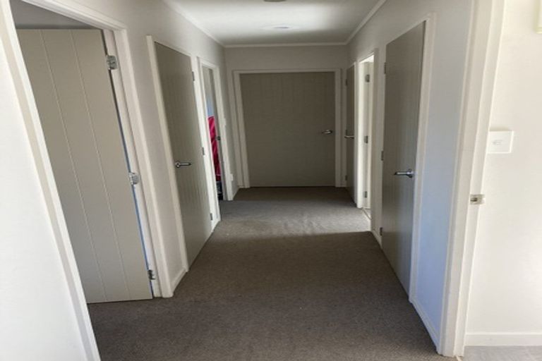 Photo of property in 94a Clarence Cox Crescent, Pirimai, Napier, 4112