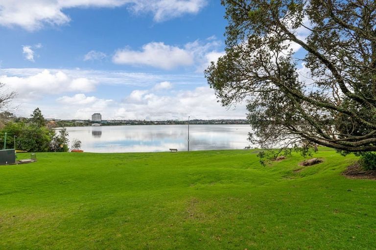 Photo of property in 407/28 Killarney Street, Takapuna, Auckland, 0622