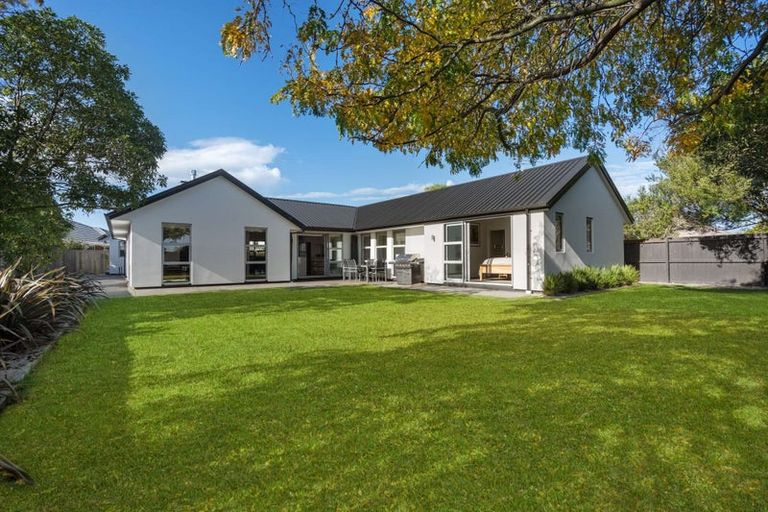 Photo of property in 23 Clarevale Street, Burwood, Christchurch, 8083