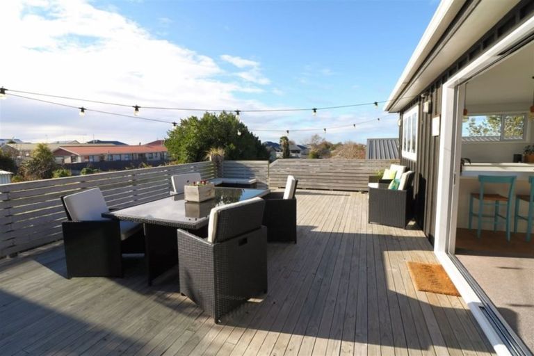 Photo of property in 13 Oxford Street, West End, Timaru, 7910