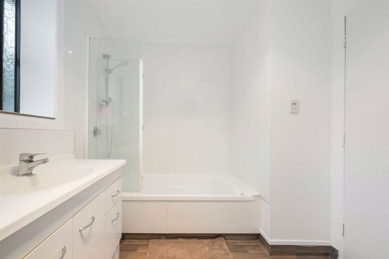 Photo of property in 380 Mairehau Road, Parklands, Christchurch, 8083