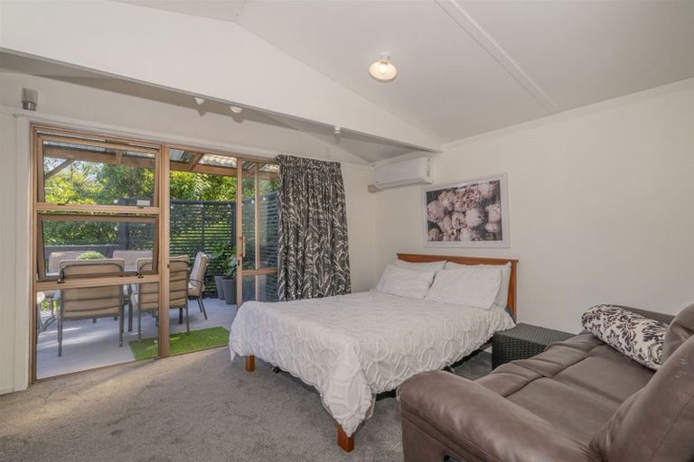 Photo of property in 2 Ridge Road, Tairua, 3508