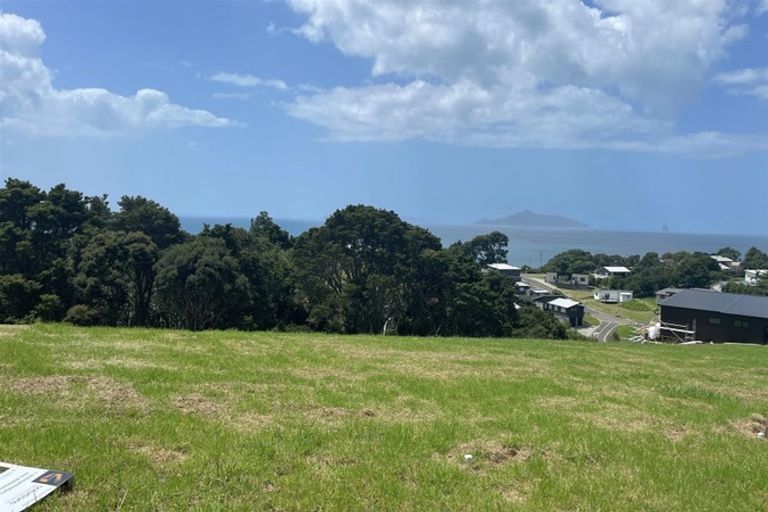 Photo of property in 5 Starlight Place, Langs Beach, 0582