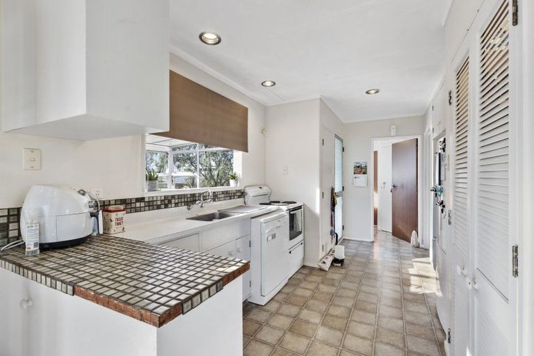 Photo of property in 11 Pirinoa Street, Feilding, 4702