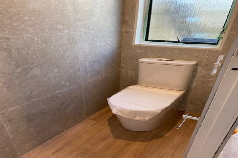 Photo of property in 3 Caroline Heights, Omaha, 0986