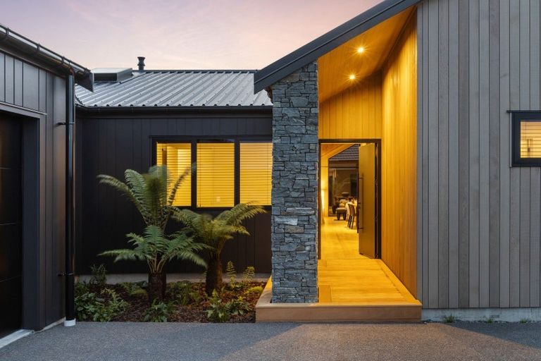 Photo of property in 56 Tironui Drive, Taradale, Napier, 4112