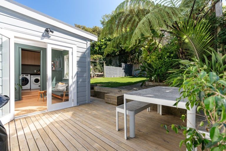 Photo of property in 166 Owen Street, Newtown, Wellington, 6021