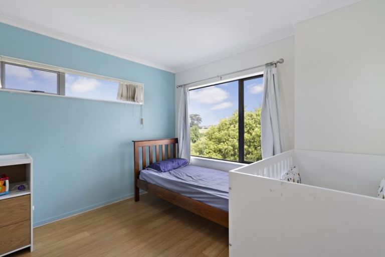 Photo of property in 9 Staten Place, Mangere, Auckland, 2022