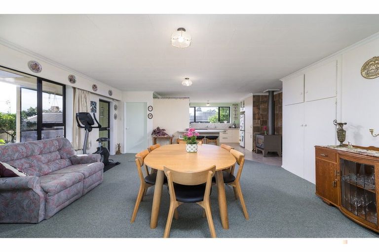 Photo of property in 1 Pitman Place, Waimate, 7924