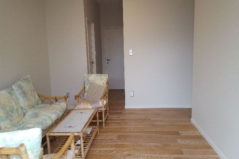 Photo of property in 100 Bluebird Crescent, Unsworth Heights, Auckland, 0632