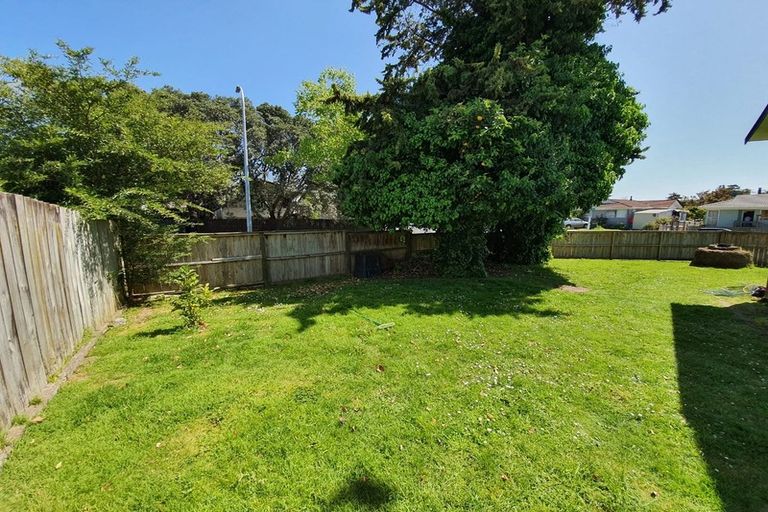 Photo of property in 20 Burbank Avenue, Manurewa, Auckland, 2102
