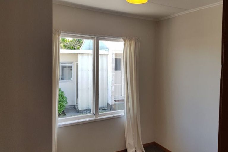 Photo of property in 14 Carl Avenue, Havelock North, 4130