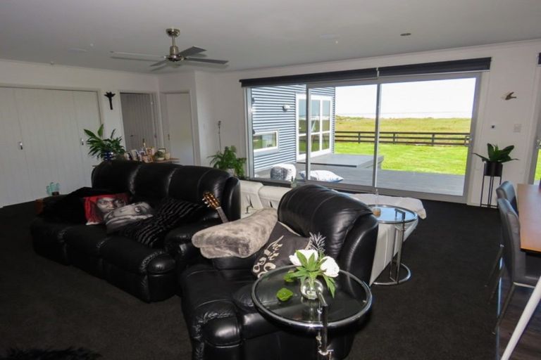 Photo of property in 28 Elley Drive, Carters Beach, Westport, 7825