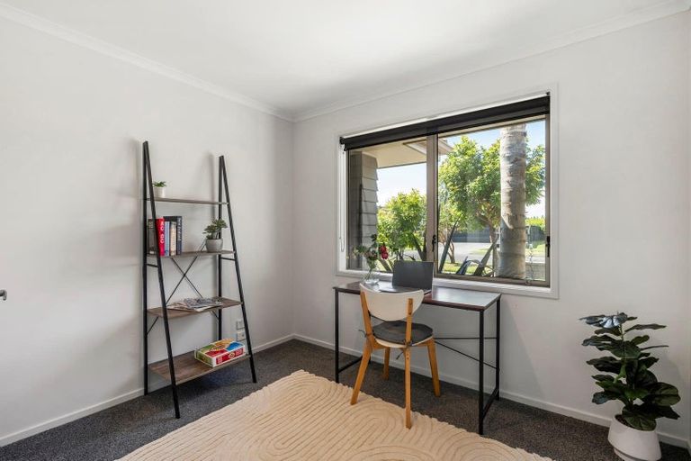 Photo of property in 3 Twain Crescent, Owhata, Rotorua, 3010