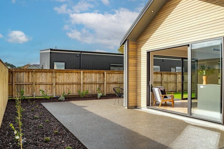 Photo of property in 6 Farley Avenue, Greytown, 5712