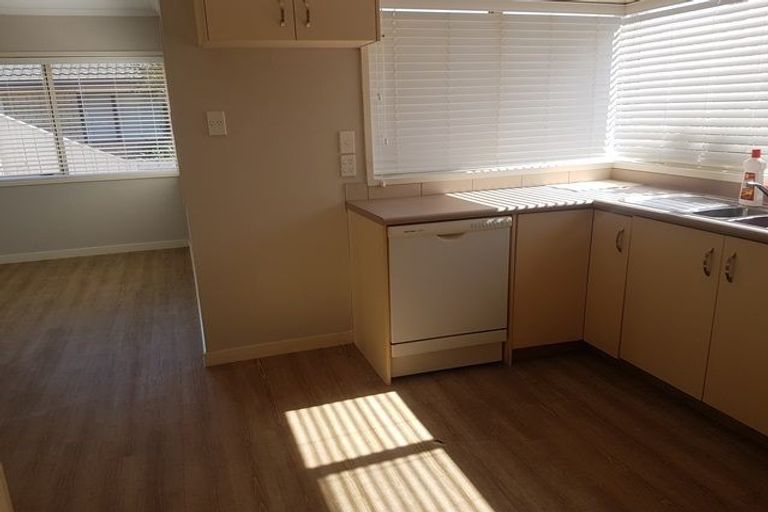 Photo of property in 712b Pioneer Highway, Takaro, Palmerston North, 4412