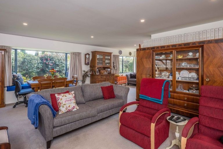 Photo of property in 8 Leigh Place, Paraparaumu Beach, Paraparaumu, 5032