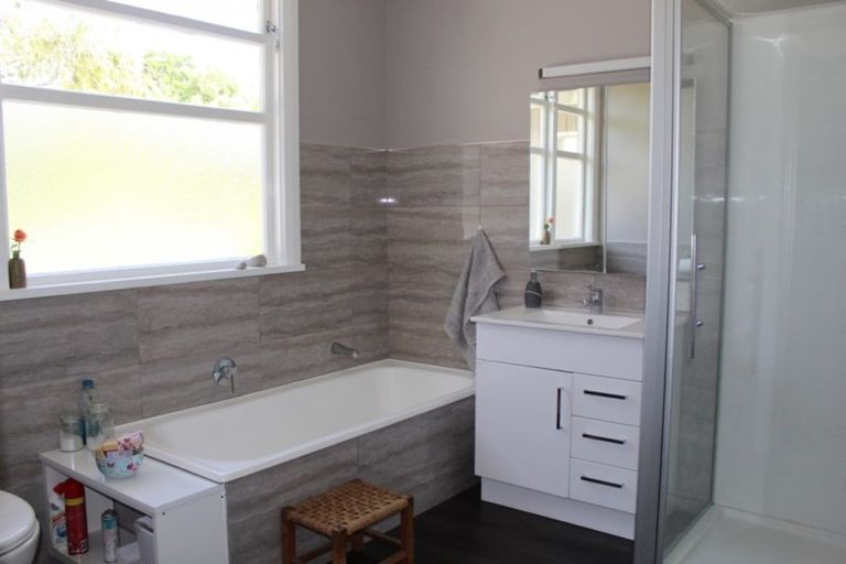 Photo of property in 2 Arthur Street, Holmes Hill, Oamaru, 9401