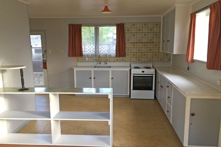 Photo of property in 13a Greenacres Street, Macandrew Bay, Dunedin, 9014