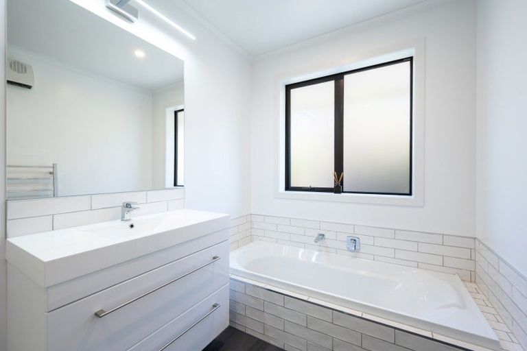 Photo of property in 2 Woolshed Drive, Stoke, Nelson, 7011