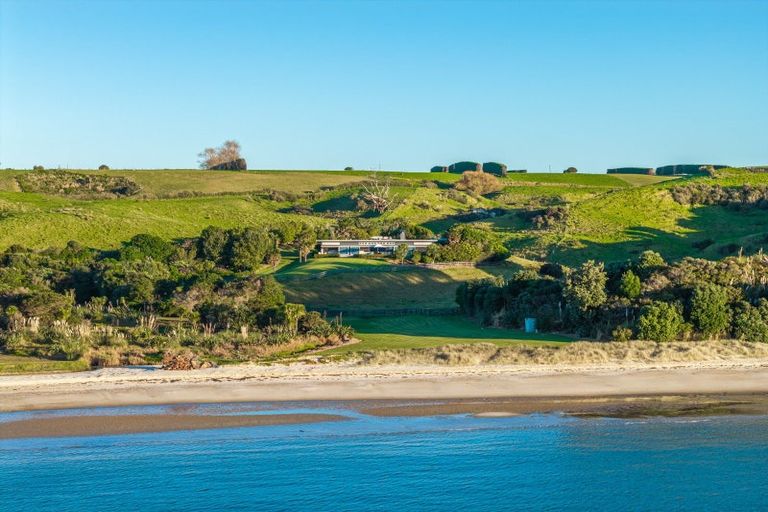 Photo of property in 202g Big Bay Road, Manukau Heads, Awhitu, 2684