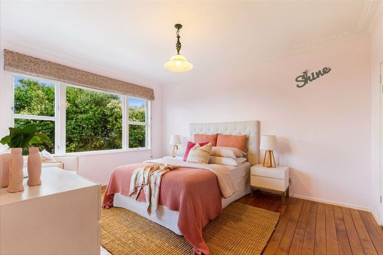 Photo of property in 2/46 Monarch Avenue, Hillcrest, Auckland, 0627