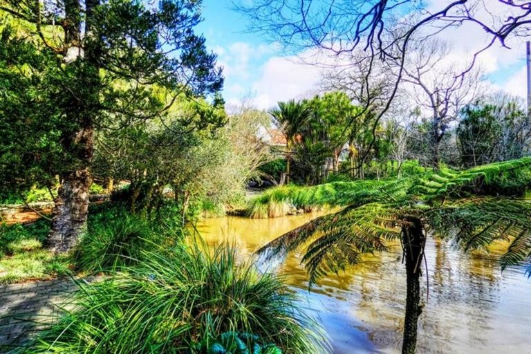 Photo of property in 12b Domain Drive, Parnell, Auckland, 1052