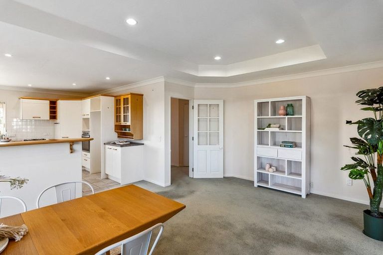 Photo of property in 174 Weggery Drive, Waikanae Beach, Waikanae, 5036