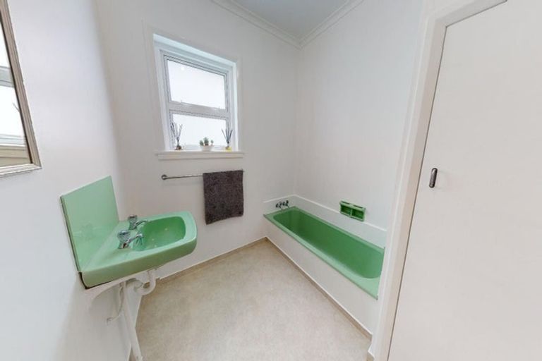 Photo of property in 2 Hackett Street, Whanganui East, Whanganui, 4500