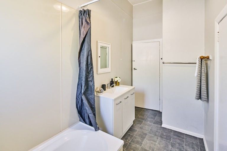 Photo of property in 26 Bristol Square, Hutt Central, Lower Hutt, 5010