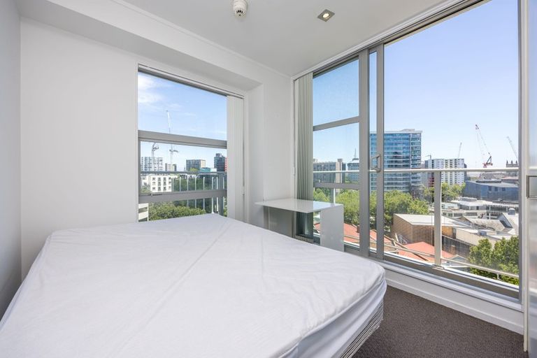 Photo of property in The Volt Apartments, 1025/430 Queen Street, Auckland Central, Auckland, 1010