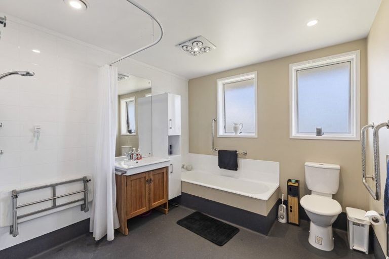 Photo of property in 115 Mangati Road, Bell Block, New Plymouth, 4312