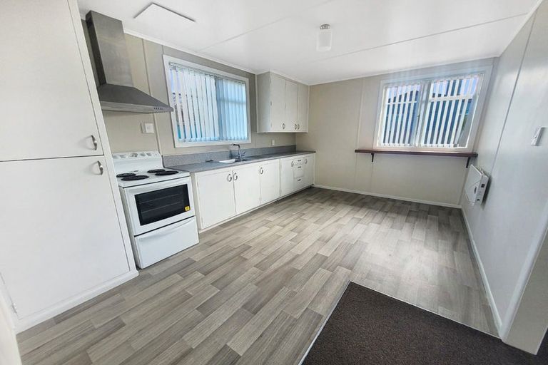 Photo of property in 16 Girvan Place, Tokoroa, 3420