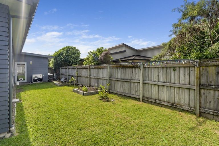 Photo of property in 44 Kotuku Drive, Paraparaumu Beach, Paraparaumu, 5032