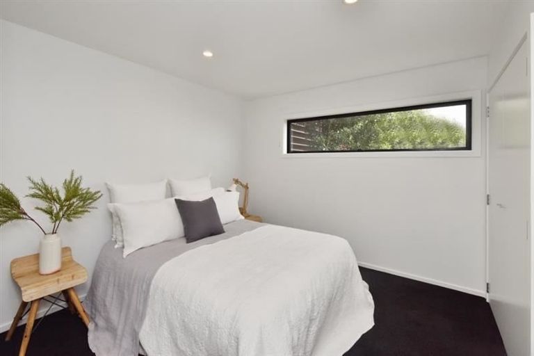 Photo of property in 6 Craigieburn Lane, Mount Pleasant, Christchurch, 8081