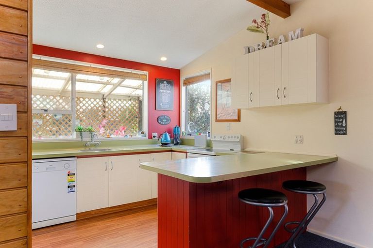 Photo of property in 54 Grierson Avenue, Amberley, 7481