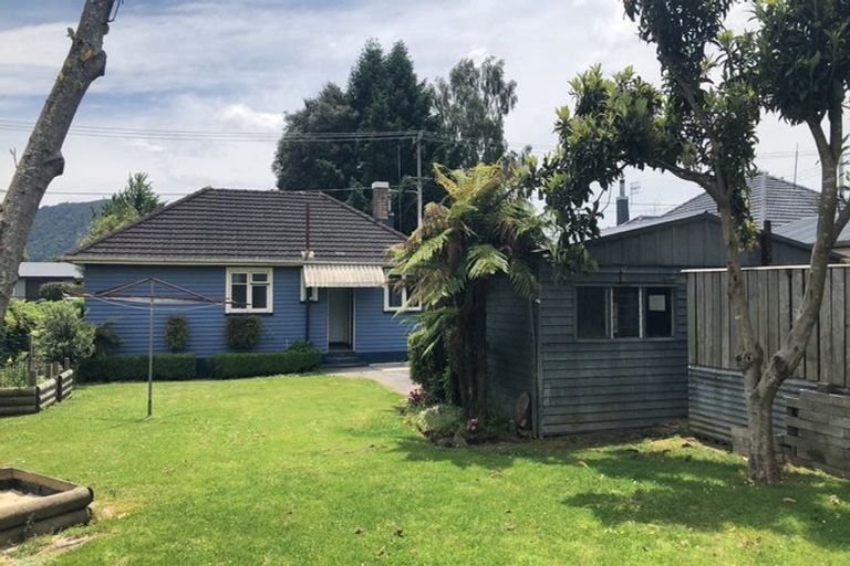 Photo of property in 230 Malfroy Road, Utuhina, Rotorua, 3015