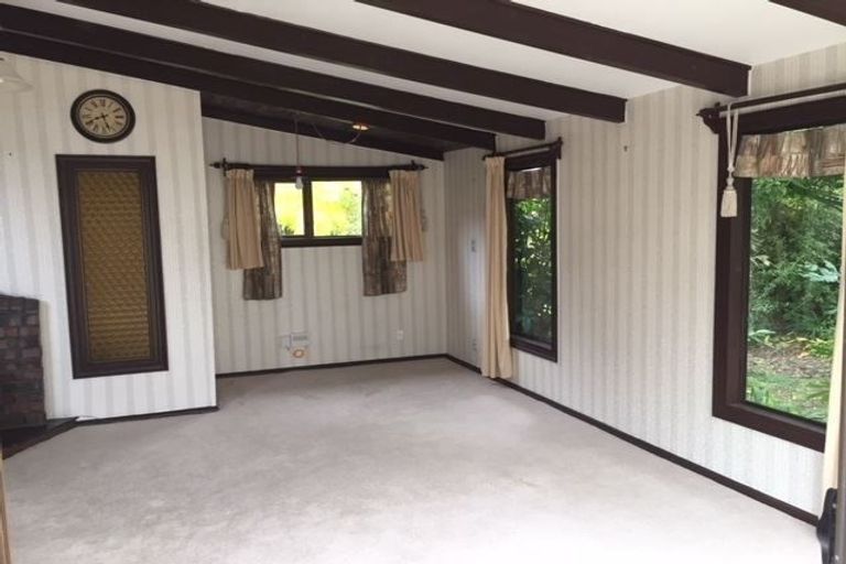 Photo of property in 34 Warren Crescent, Hillmorton, Christchurch, 8025