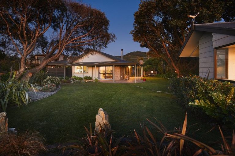 Photo of property in 182 Rarangi Beach Road, Rarangi, Blenheim, 7273