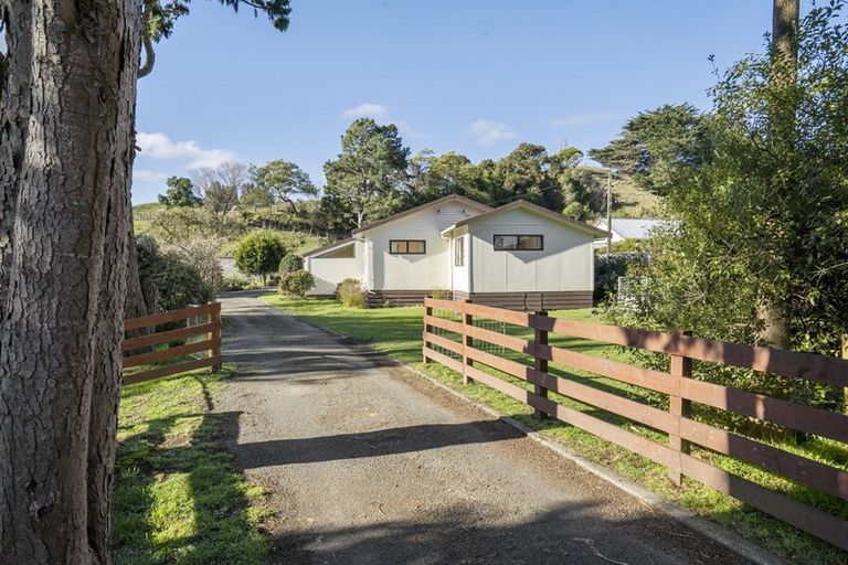 Photo of property in 151 Rangiora Road, Reikorangi, Waikanae, 5391