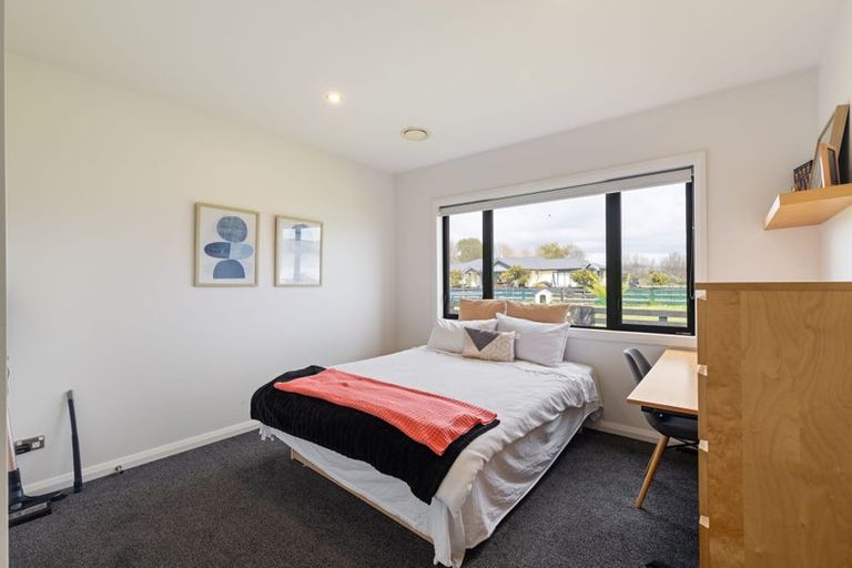 Photo of property in 26 Tula Lane, Kelvin Grove, Palmerston North, 4470