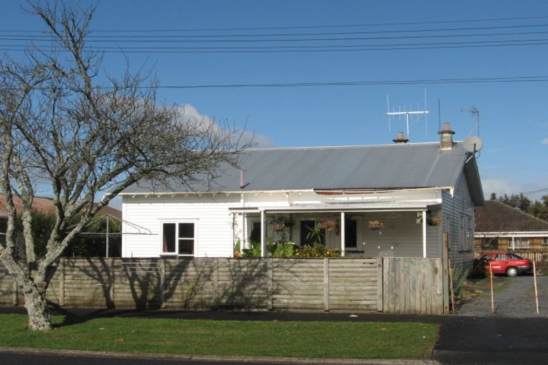 Photo of property in 8 Cassidy Street, Hamilton East, Hamilton, 3216