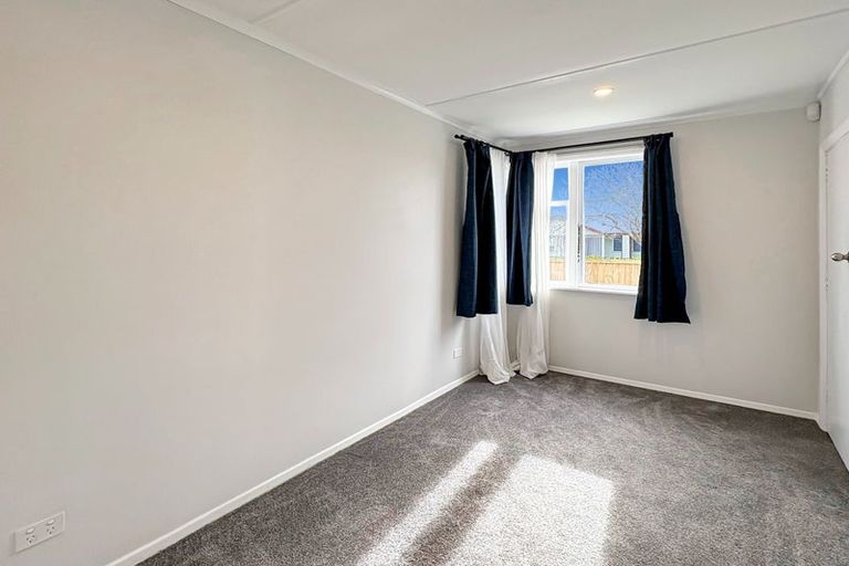 Photo of property in 97 Hoani Street, Northcote, Christchurch, 8052